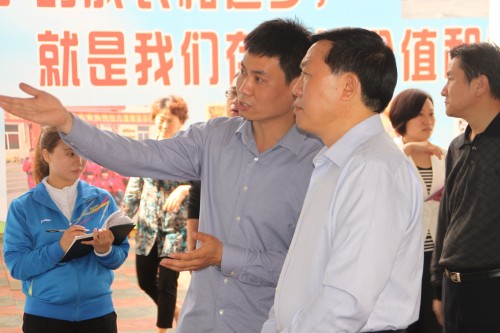 邯郸市副市长宋仁堂来我校慰问 (7)