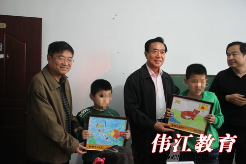省残联领导到我校检查指导工作 (4)