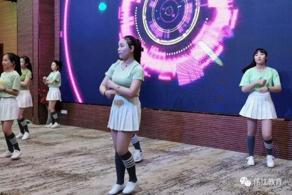 教师4